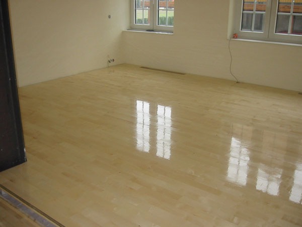 tanzboden-ahorn-parkett2 tanzboden-ahorn-parkett2